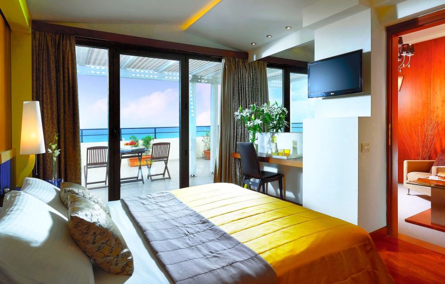 Executive Suite Sea View