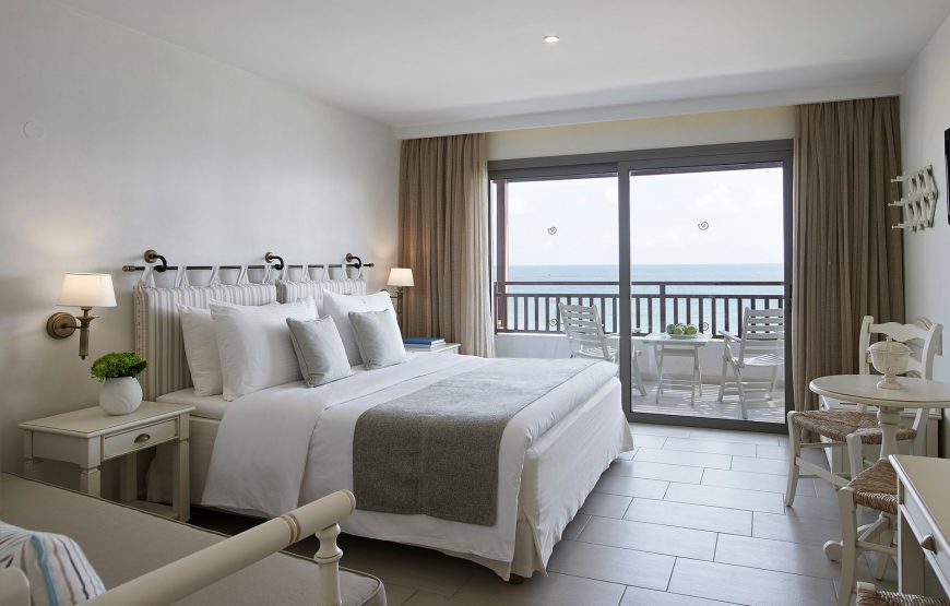 Deluxe Sea View Room