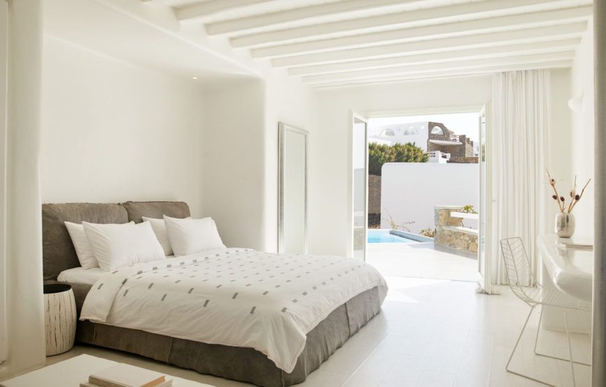 Classic Room with Pool Seaside View