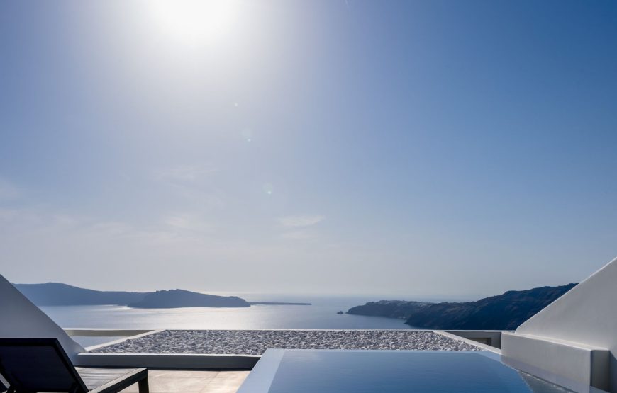 Diamond Suite with Pool and Sea View